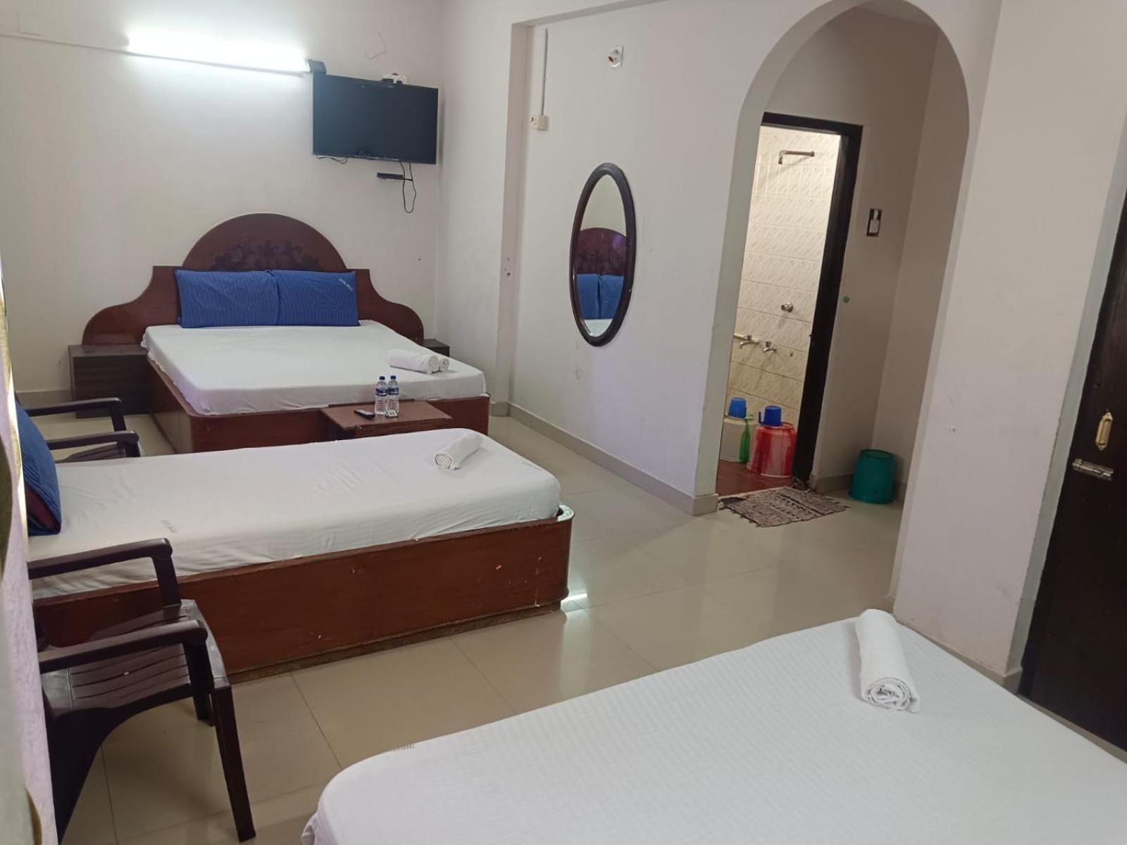 Sree Balaji Hotel - Lodge Kanyakumari Dış mekan fotoğraf